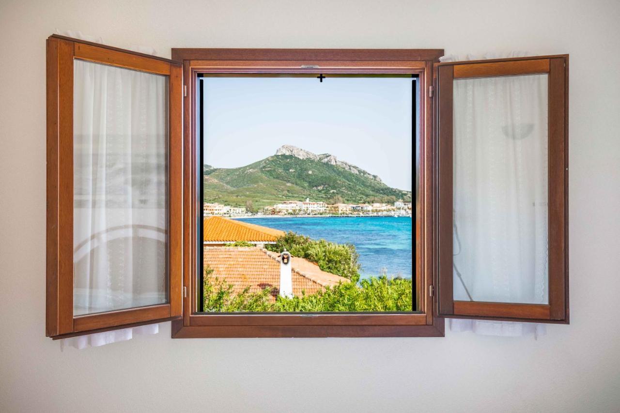 Apartamento Costa Smeralda Beachfront & Breathtaking Seaview Golfo Aranci Exterior foto